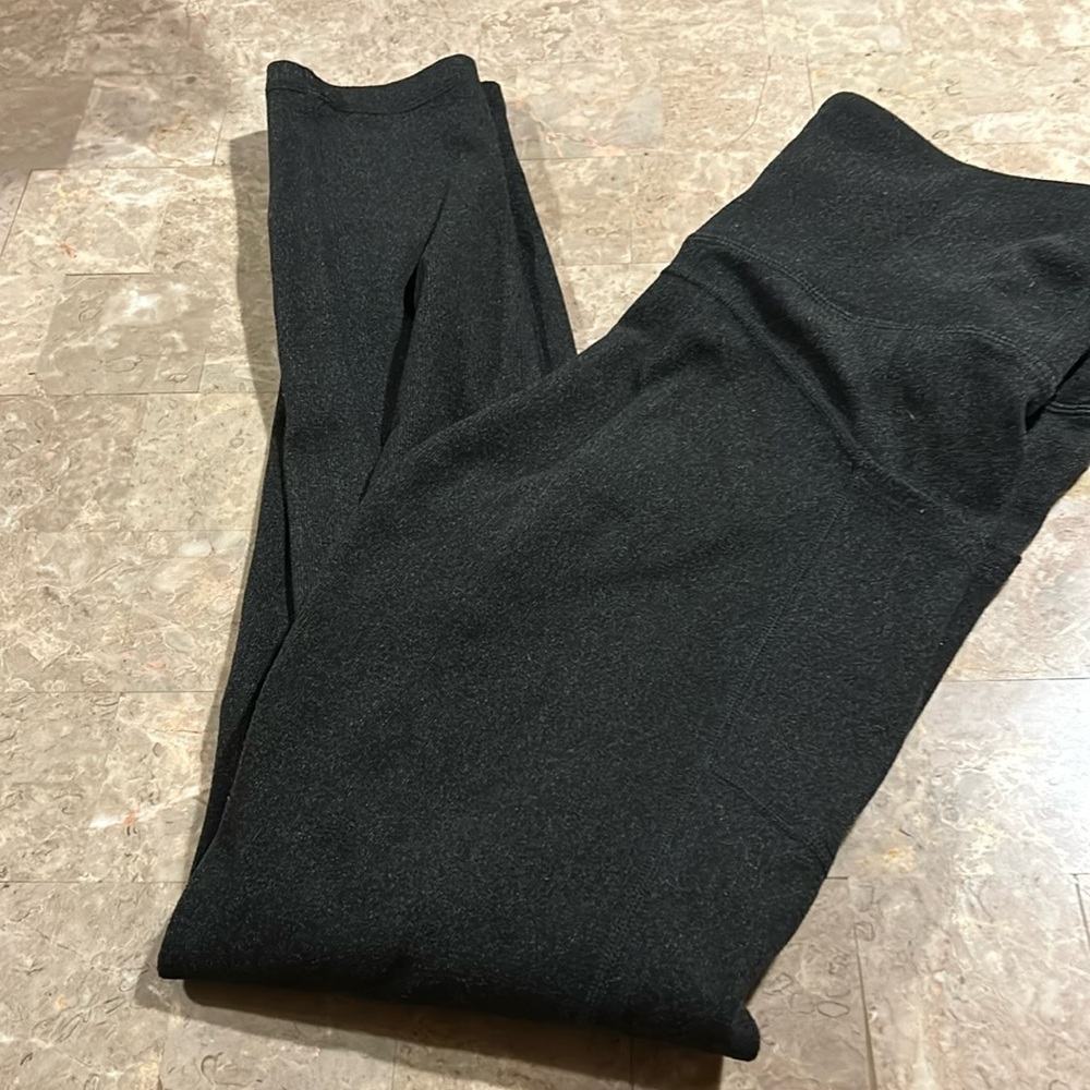 Mono b size medium leggings